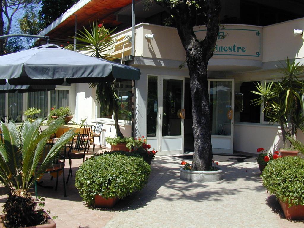 Hotel Le Ginestre Lido di Camaiore Extérieur photo
