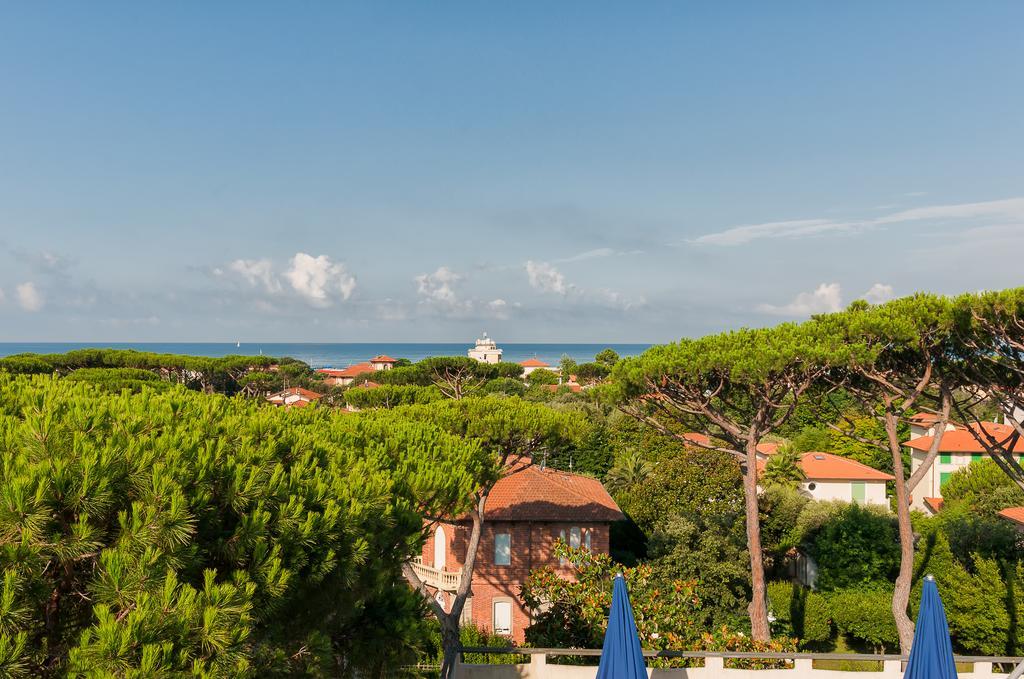 Hotel Le Ginestre Lido di Camaiore Extérieur photo