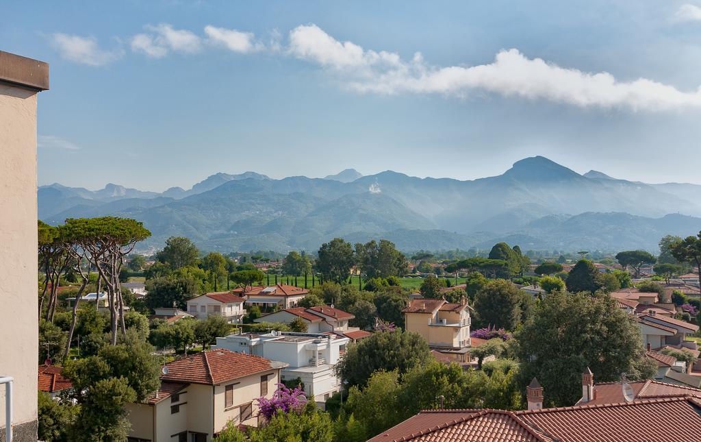 Hotel Le Ginestre Lido di Camaiore Extérieur photo
